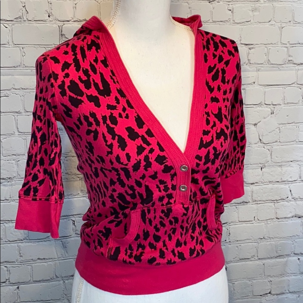 POOF EXCELLENCE Hot Pink Cheetah Top
